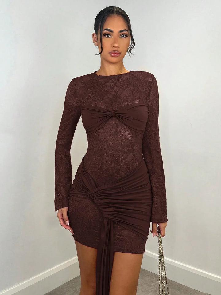 Sabrina™ | Rüschendes Spitzen-Minikleid