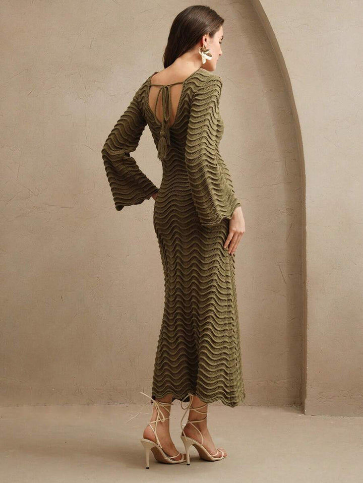 Edith™ | Sculpted Wave Strickkleid