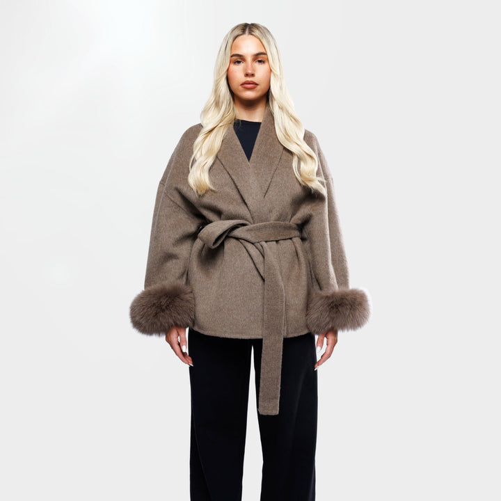 Dorentina ™ | Luxuriöser Wintermantel