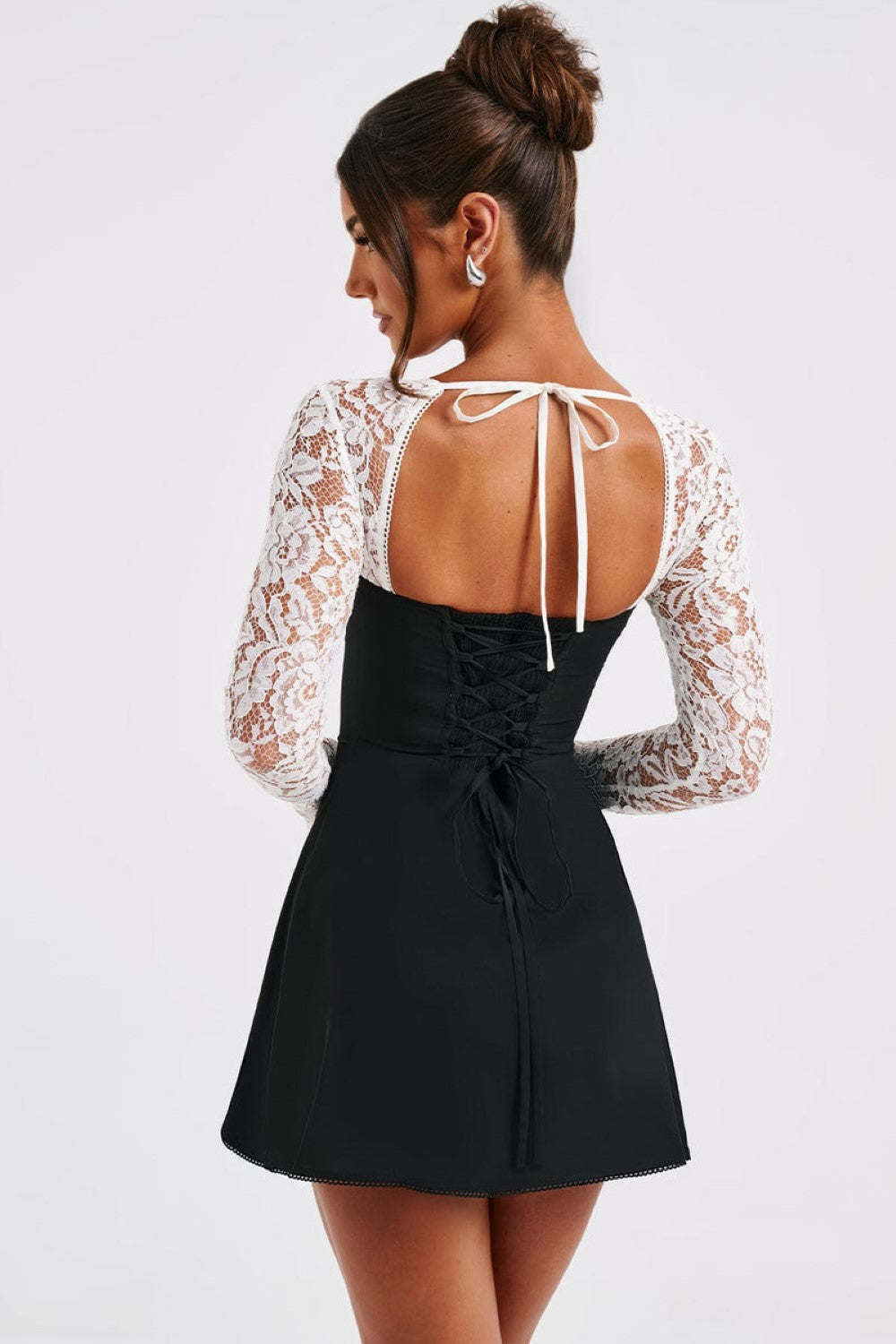Lina™ | Verspieltes Minikleid