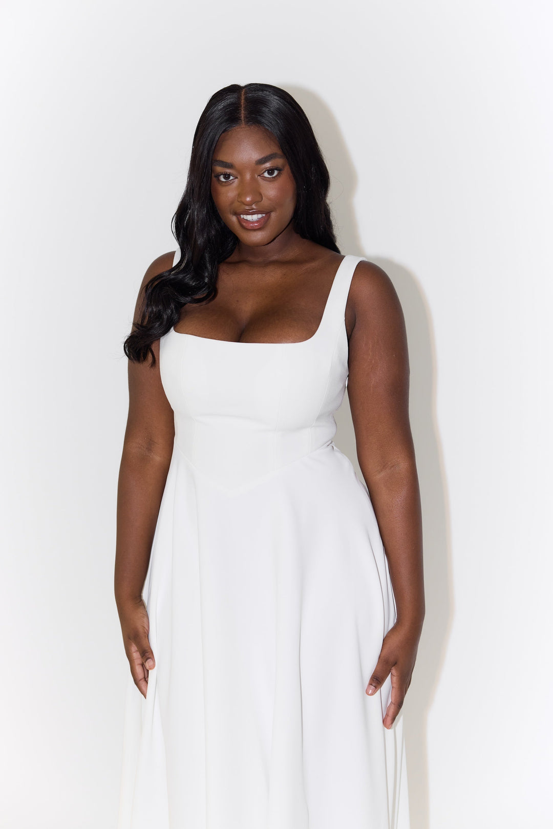 Amelia™ | Zeitloses Fließendes Midi-Kleid