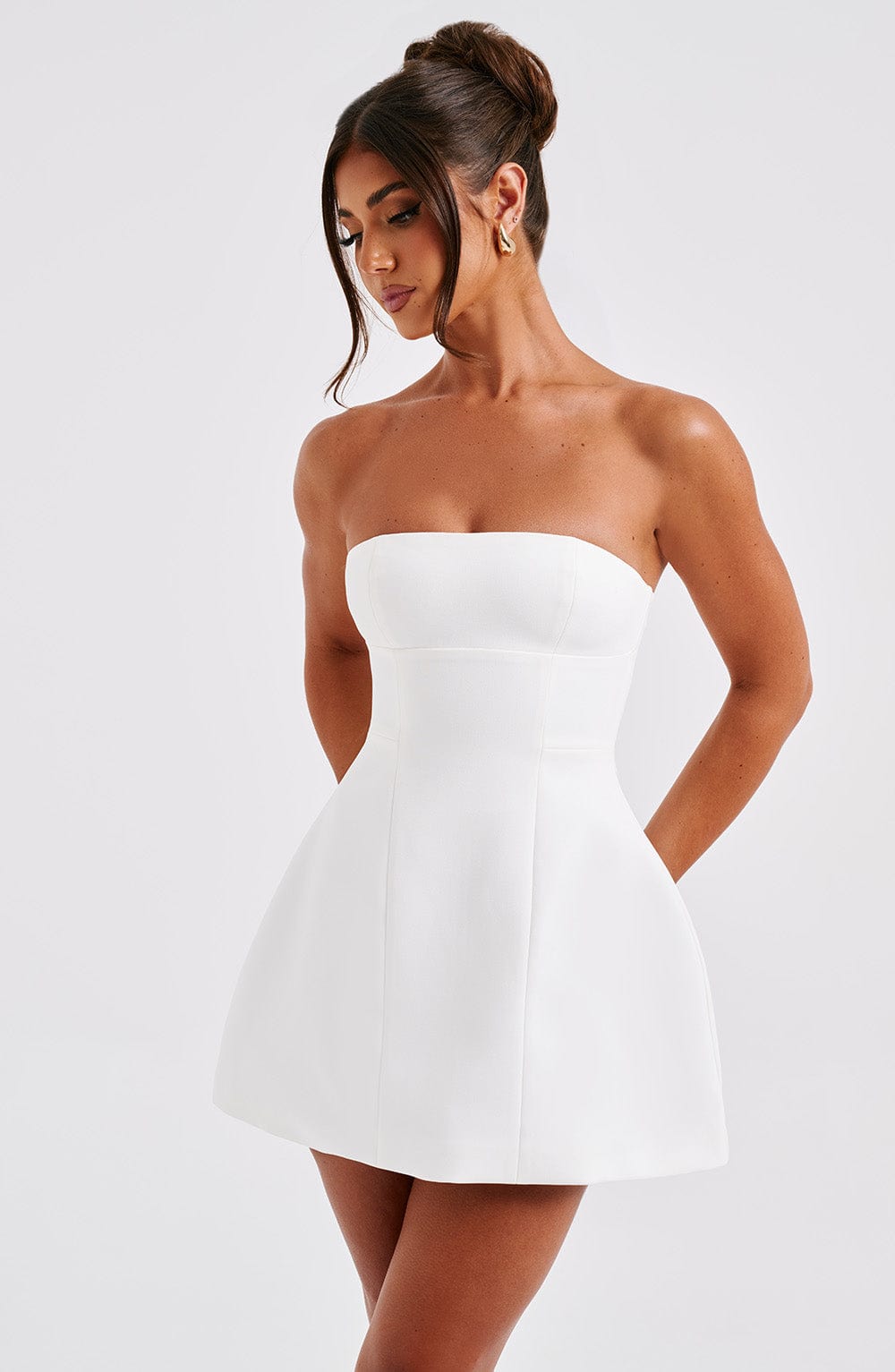 Eloise™ | Sculpted Strapless Mini Kleid