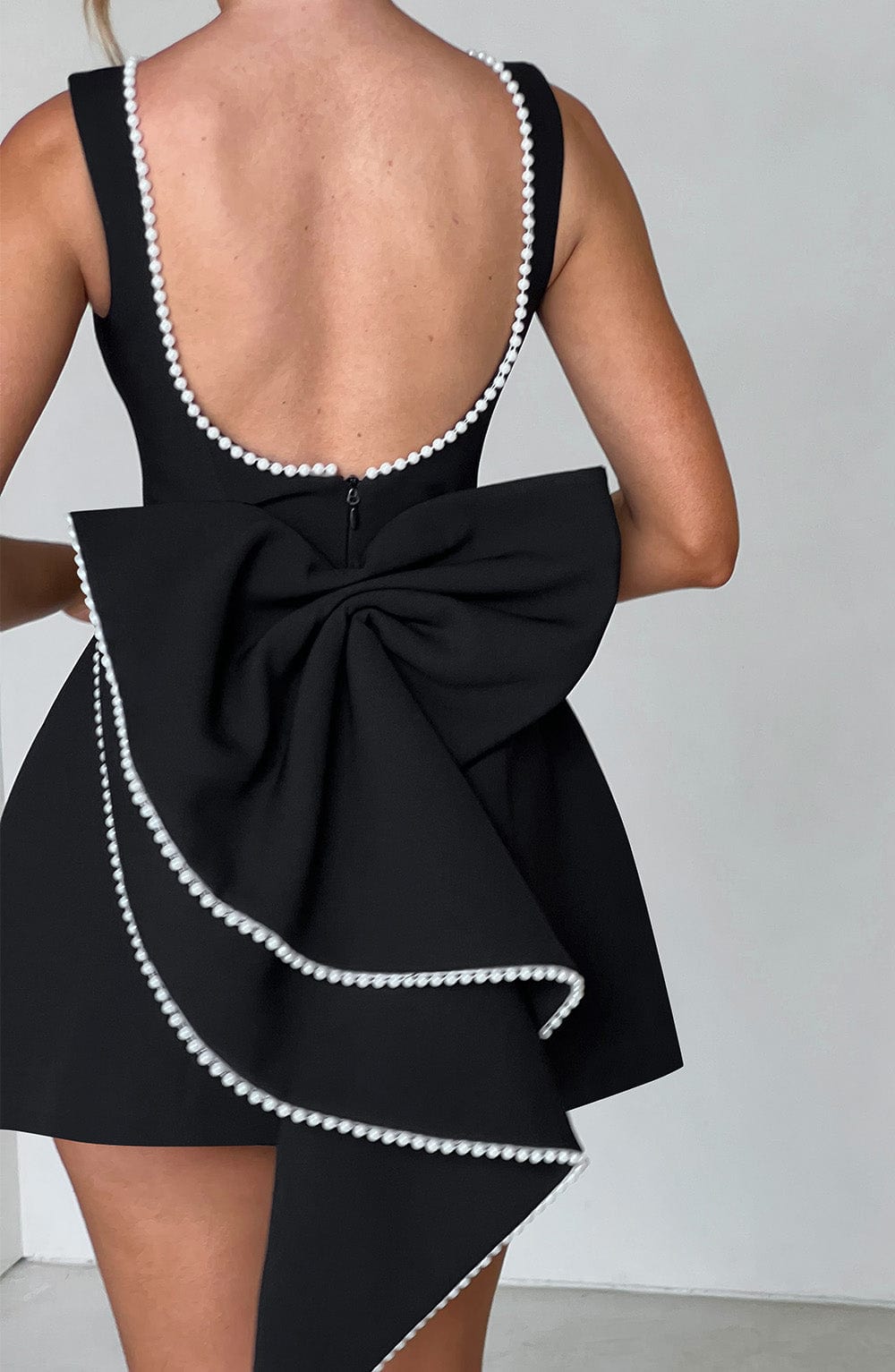 Elle™ | Perlen Schleife Mini Kleid