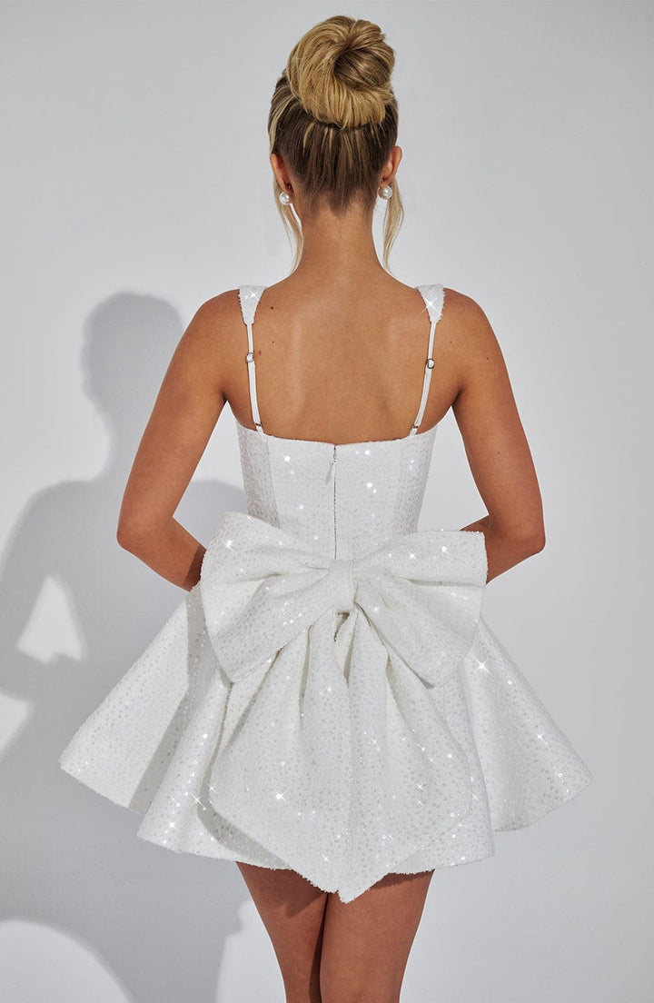 Luniva™ | Fliegenkleid Mini