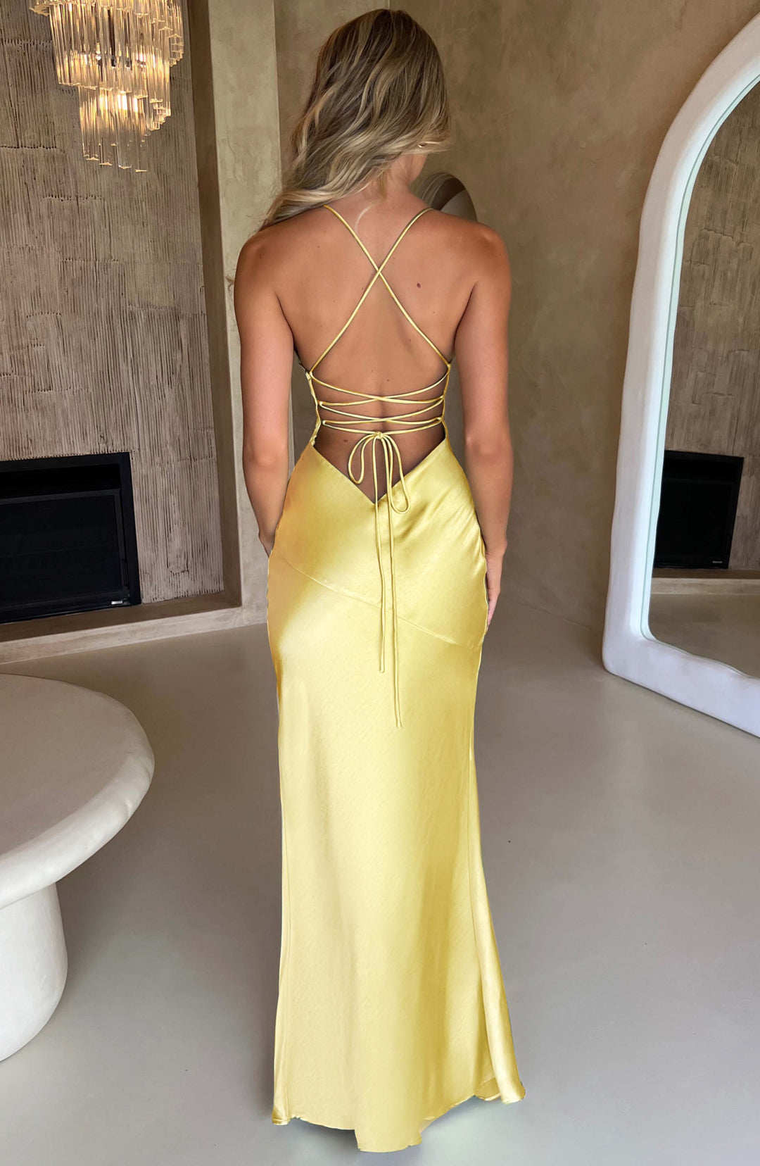 Meliva™ | Hochgeschnittenes Maxikleid